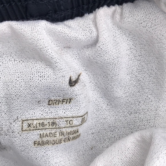 2 pairs of brand new Nike running shorts - Picture 6 of 7